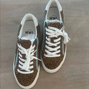Women's Leopard Print Sneakers